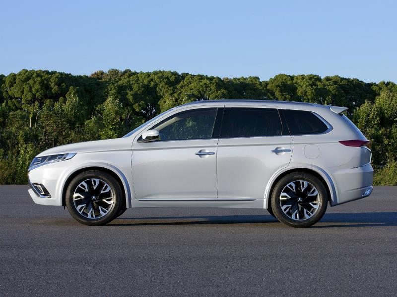 Mitsubishi Outlander PHEV Concept S