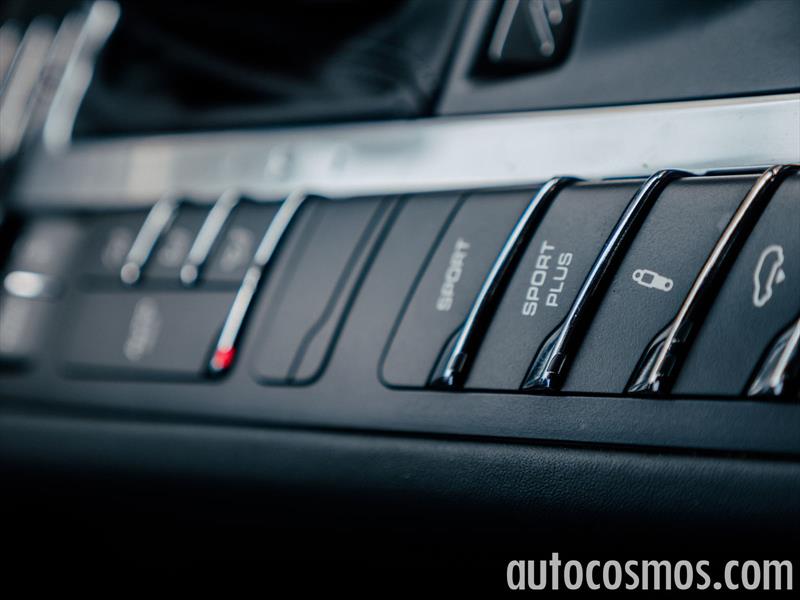 Porsche Macan GTS 2016