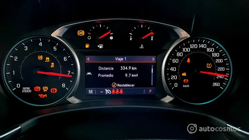 Test Chevrolet Equinox RS: SUV práctico con estilo