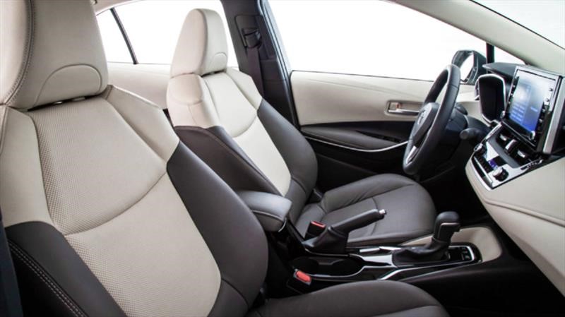 Toyota Corolla Hybrid sedán 2020