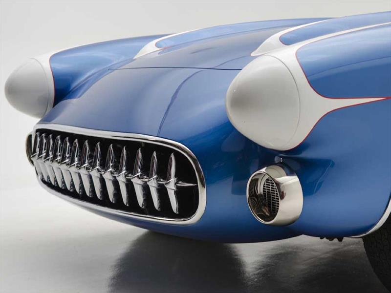 Chevrolet Corvette SR-2 1956