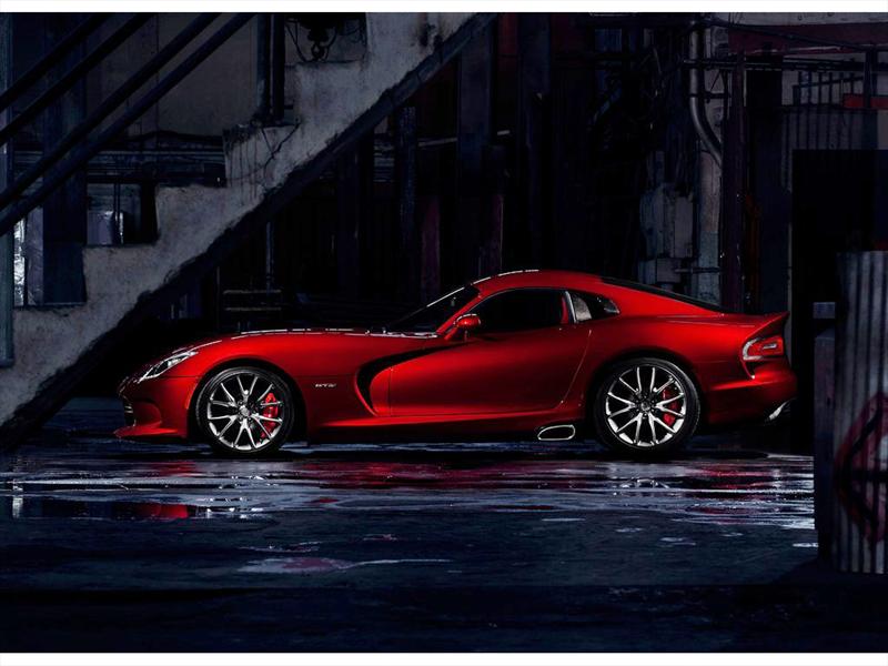 SRT Viper GTS