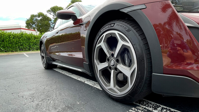 Porsche Taycan Cross Turismo 2022 primer contacto