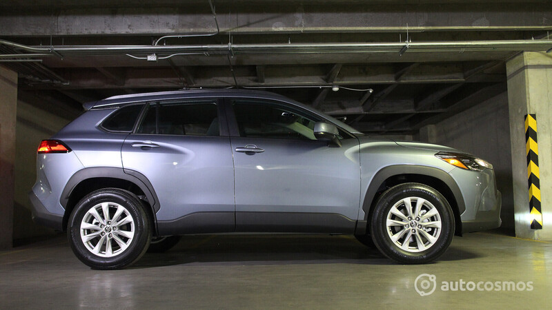 Toyota Corolla Cross 2022, prueba