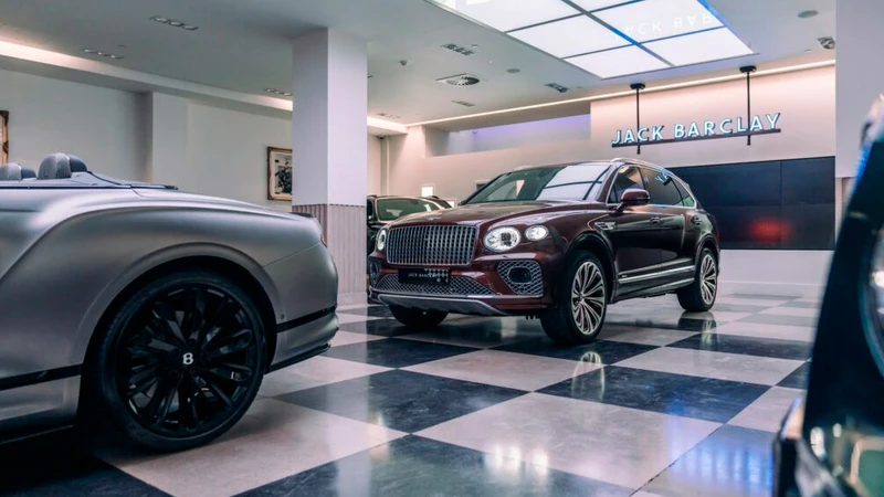 Bentley Bentayga, Continental GTC Hunstman Edition
