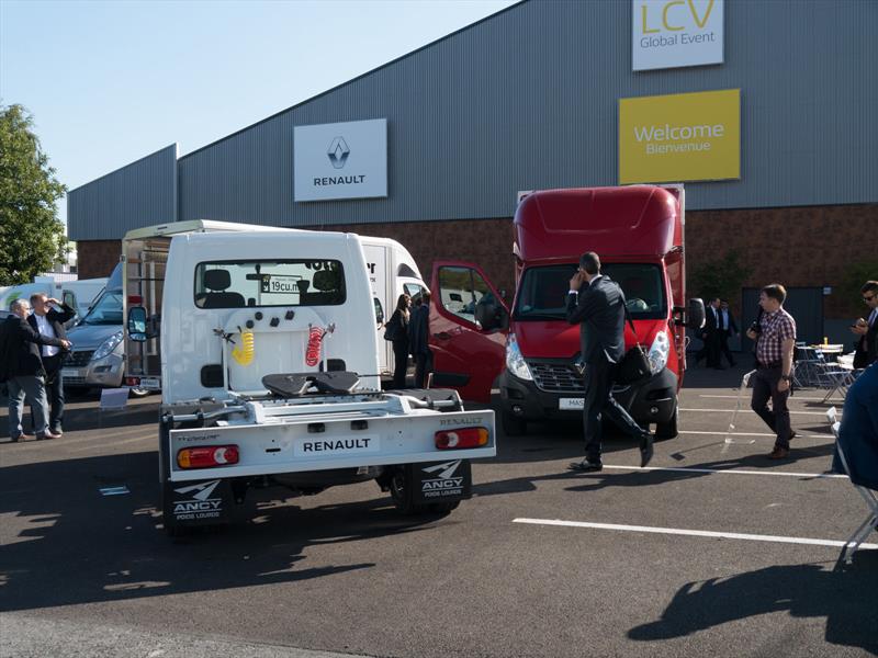 Renault Pro+
