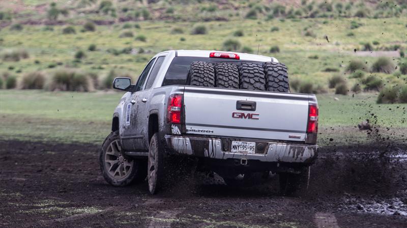 Lanzamiento GMC Sierra 2014