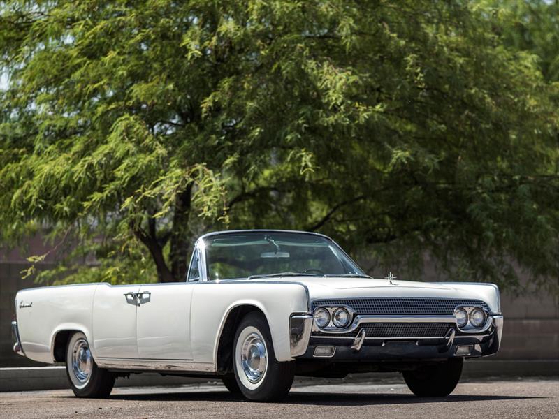 A subasta el Lincoln Continental de Jackie Kennedy