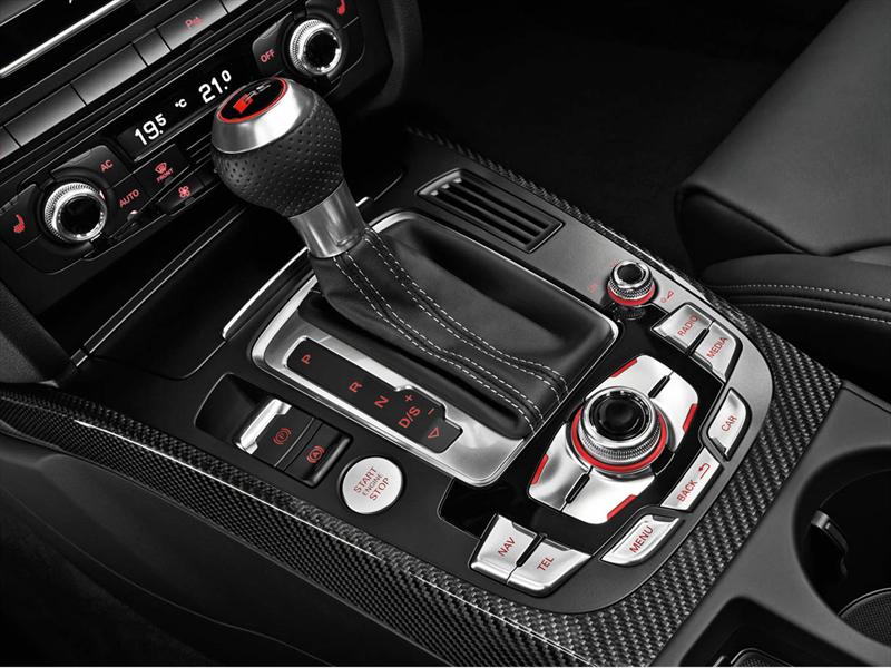 Audi RS4 Avant 2013