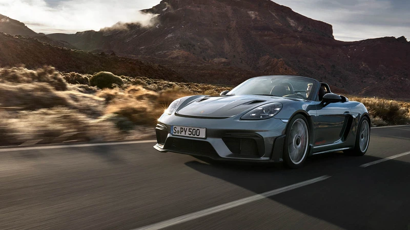 Porsche 718 Spyder RS