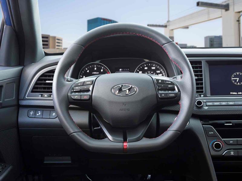 Hyundai Elantra Sport 2017