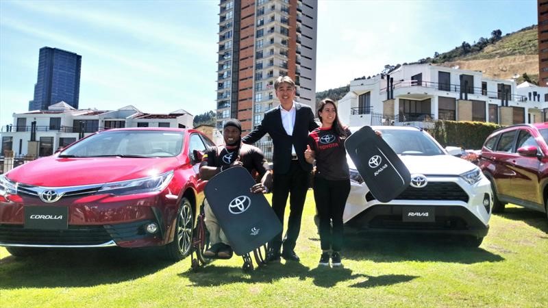 Pajón y Valencia, embajadores de Toyota