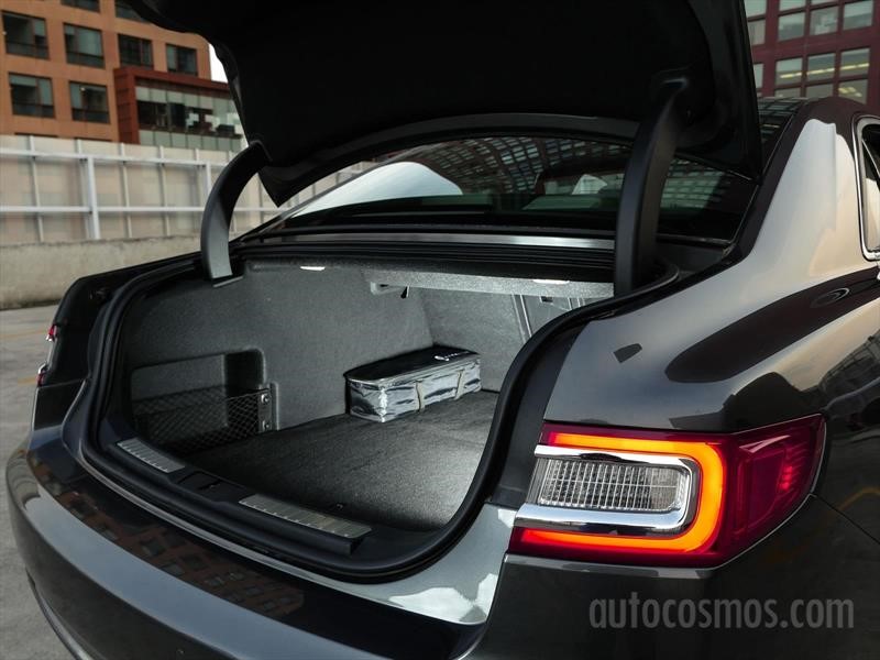 Lincoln Continental 2018