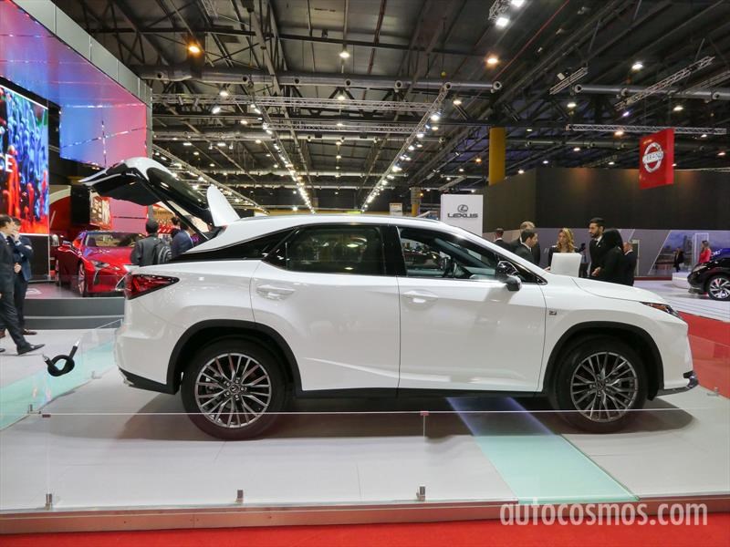 Toyota en el Salón de Buenos Aires 2017