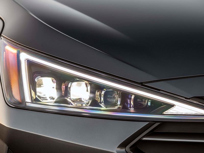 Hyundai Elantra 2019