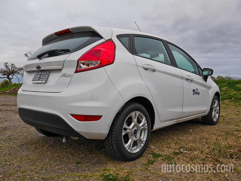 Ford Fiesta Kinetic hecho en Brasil a prueba
