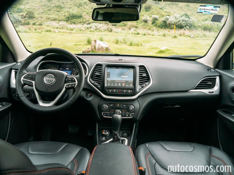 Jeep Cherokee Trailhawk 2015