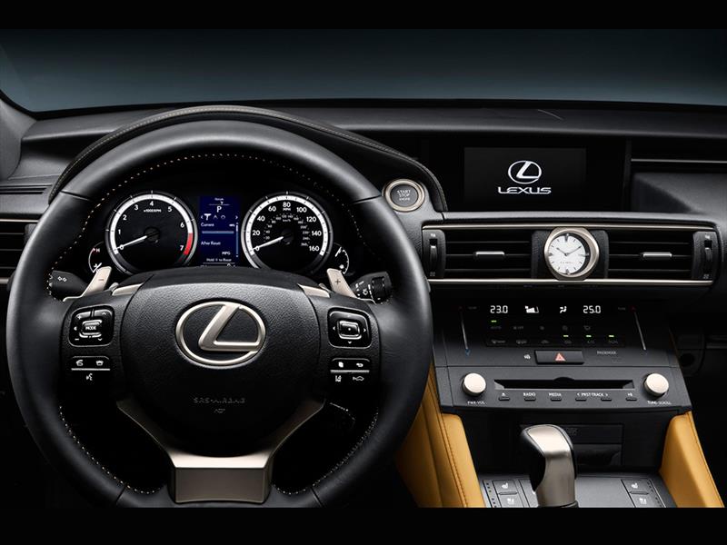 Lexus RC coupé, una estrella de Tokio