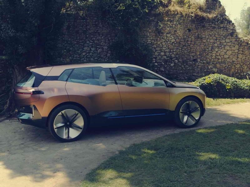 BMW Vision iNext Concept
