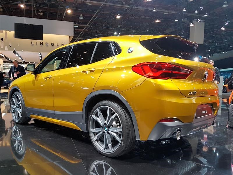 BMW X2