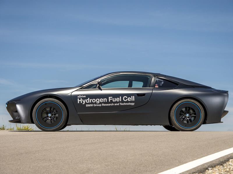 BMW i8 Hydrogen Fuel Cell Concept
