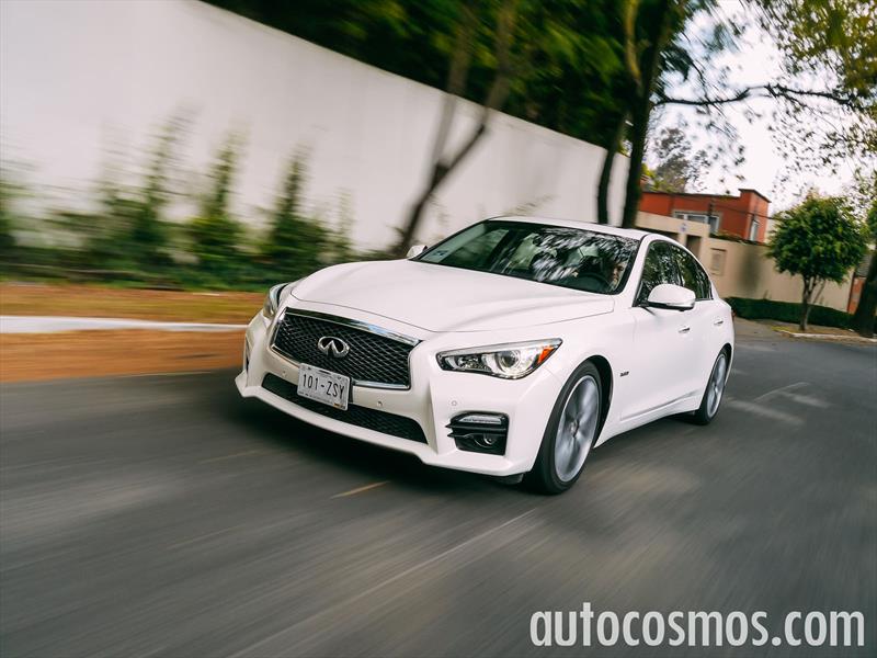 Infiniti Q50 2015