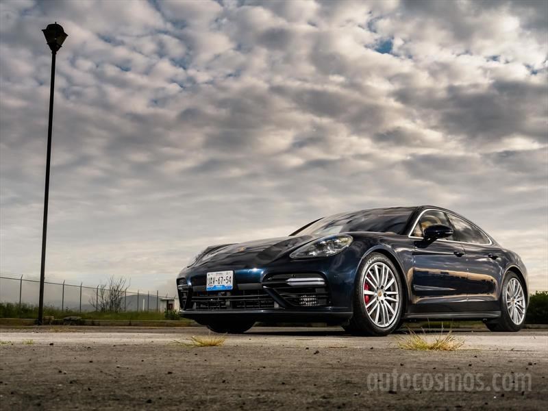 Porsche Panamera Turbo 2017