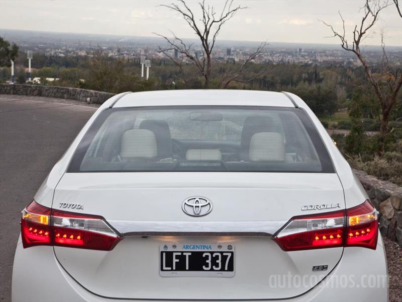 Prueba al Toyota Corolla en Mendoza