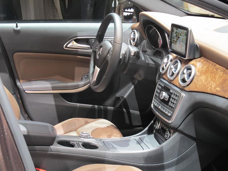 Mercedes-Benz GLA 2015