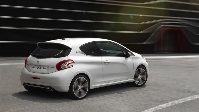 Peugeot 208 GTi en el Salón de parís