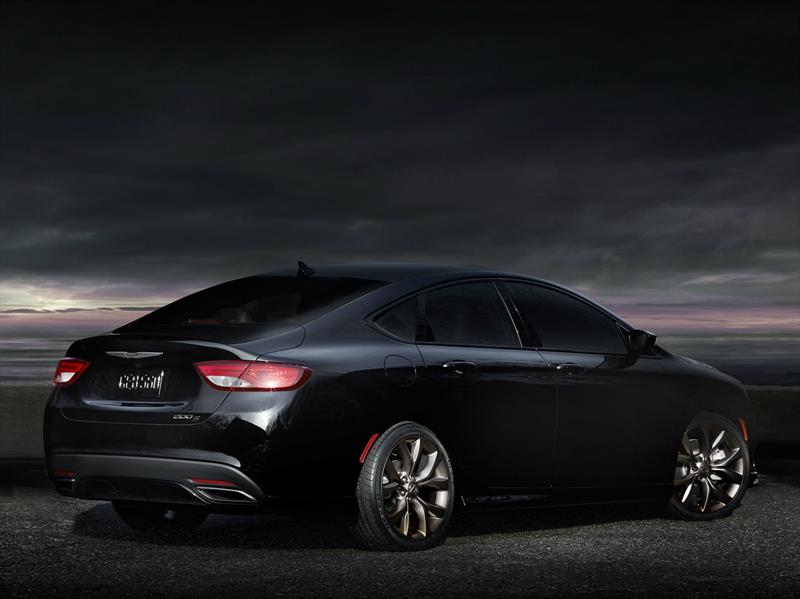 Chrysler 200S Alloy Edition