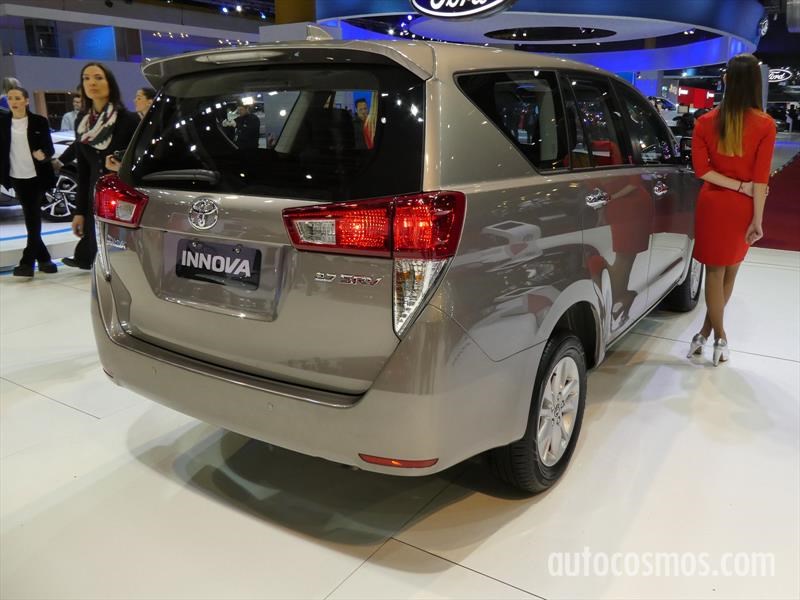 Toyota en el Salón de Buenos Aires 2017