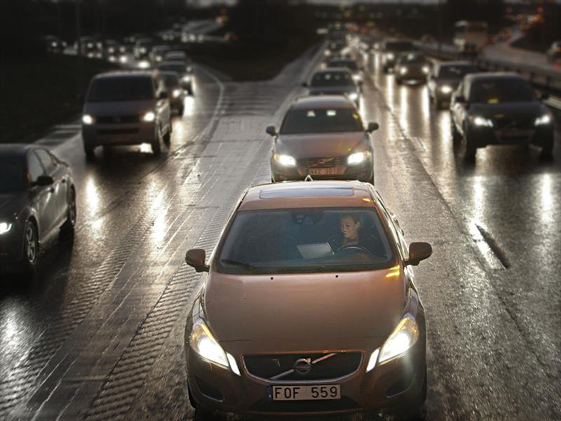 Volvo probará 100 vehículos autónomos