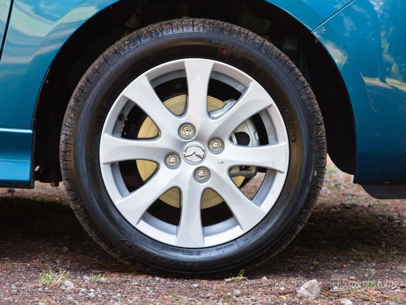 Mazda2 Touring Automático 2012 a prueba