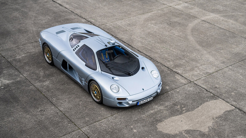 Isdera Commendatore 112i