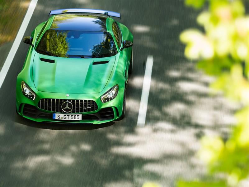 Mercedes-AMG GT R 2018, el infierno es verde