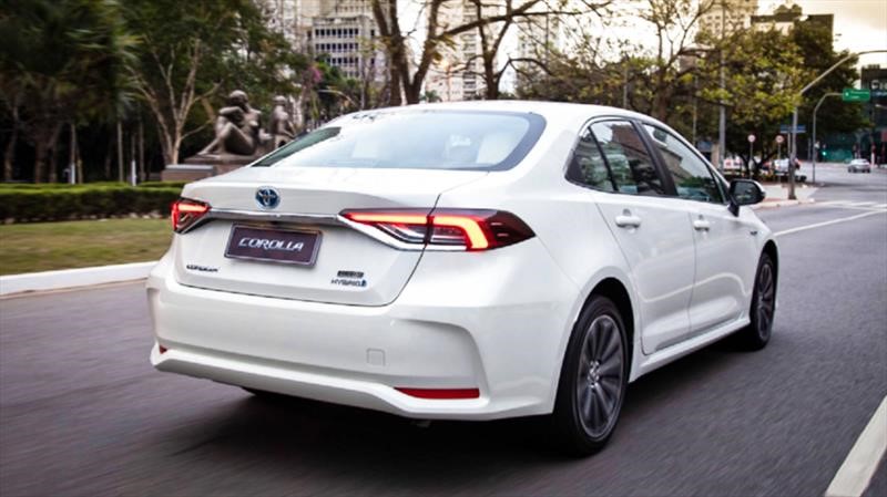 Toyota Corolla Hybrid sedán 2020