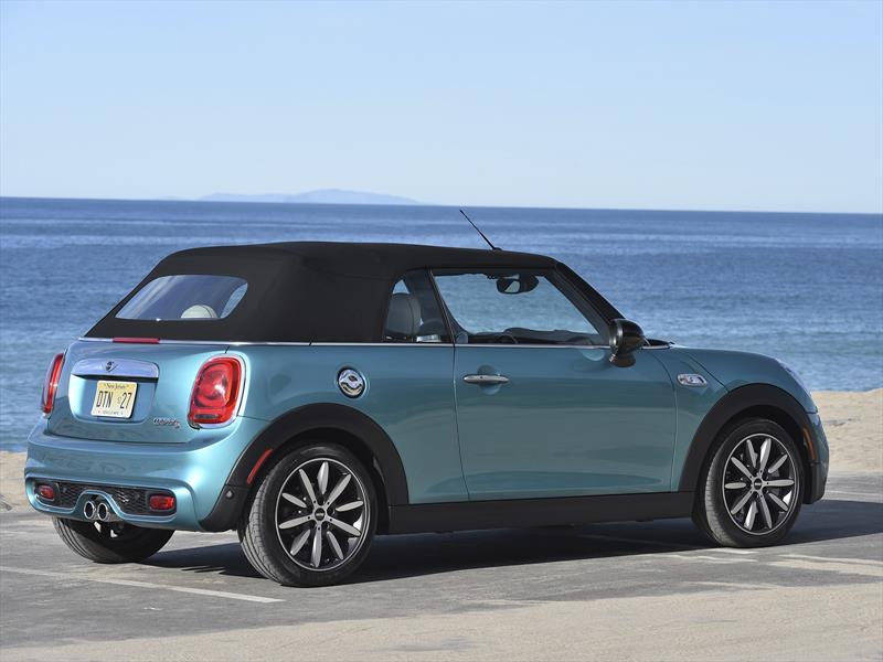 MINI Convertible 2017