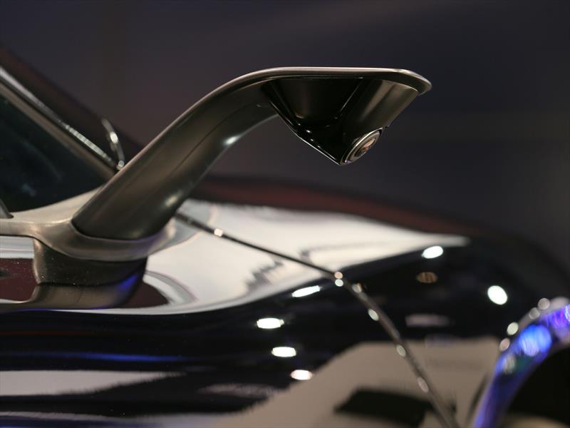 McLaren 675LT JVCKENWOOD Concept