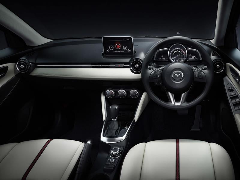 Mazda2 2016