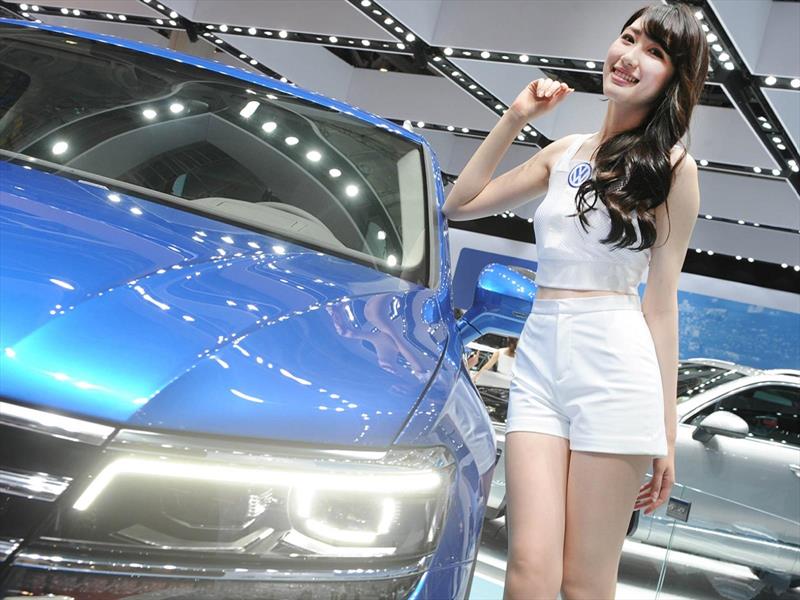 Las chicas del Salón de Tokio 2015