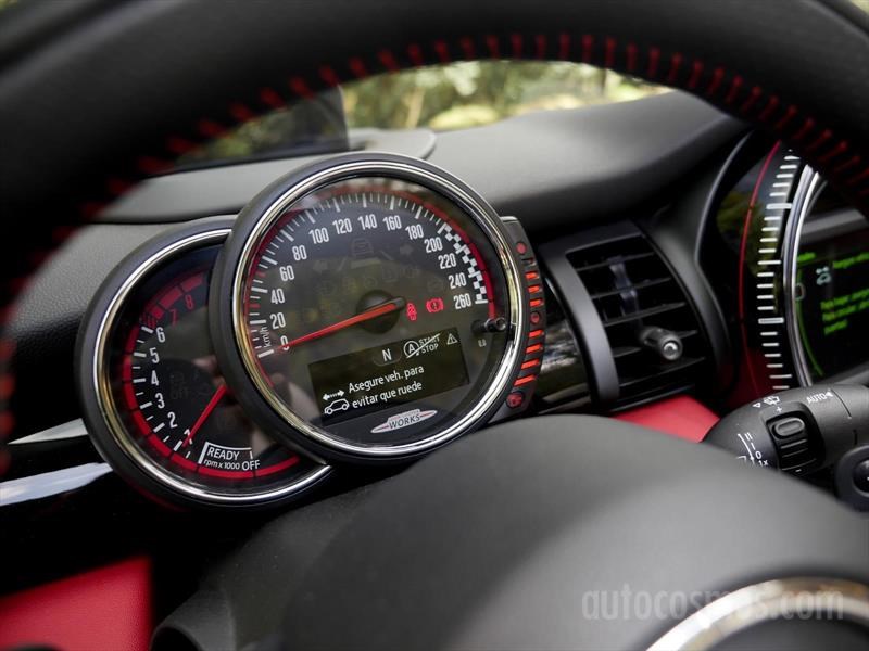 MINI John Cooper Works Convertible 2017
