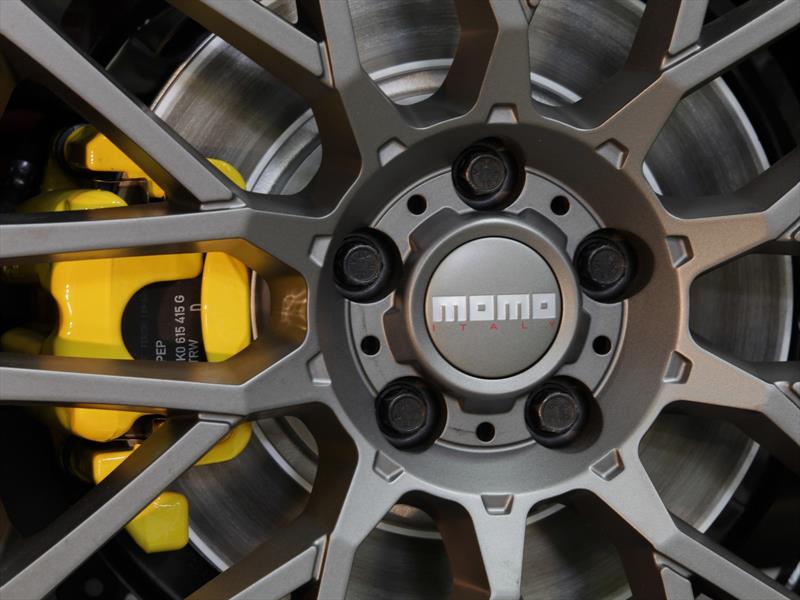 Volkswagen Jetta GLI MOMO Edition 2016