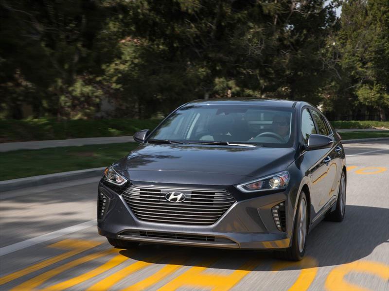 Hyundai IONIQ
