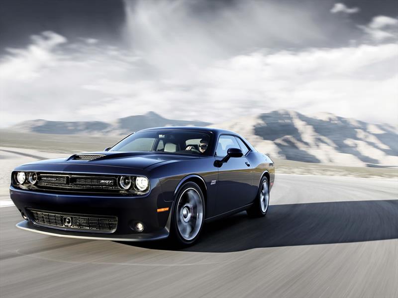 Dodge Challenger SRT Hellcat 2015