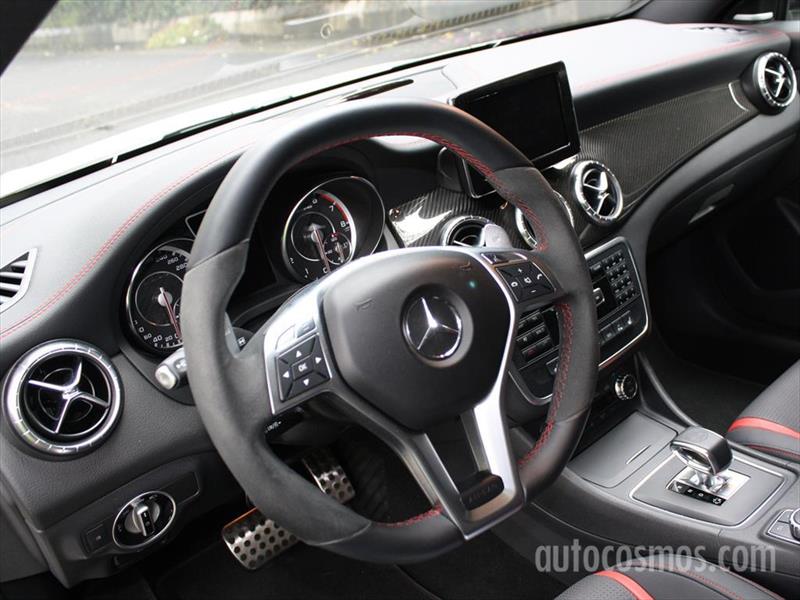 Mercedes-Benz CLA 45 AMG