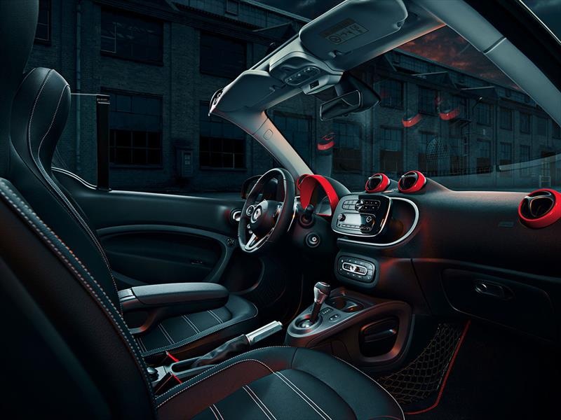 Smart ForTwo Brabus Urbanlava 2016