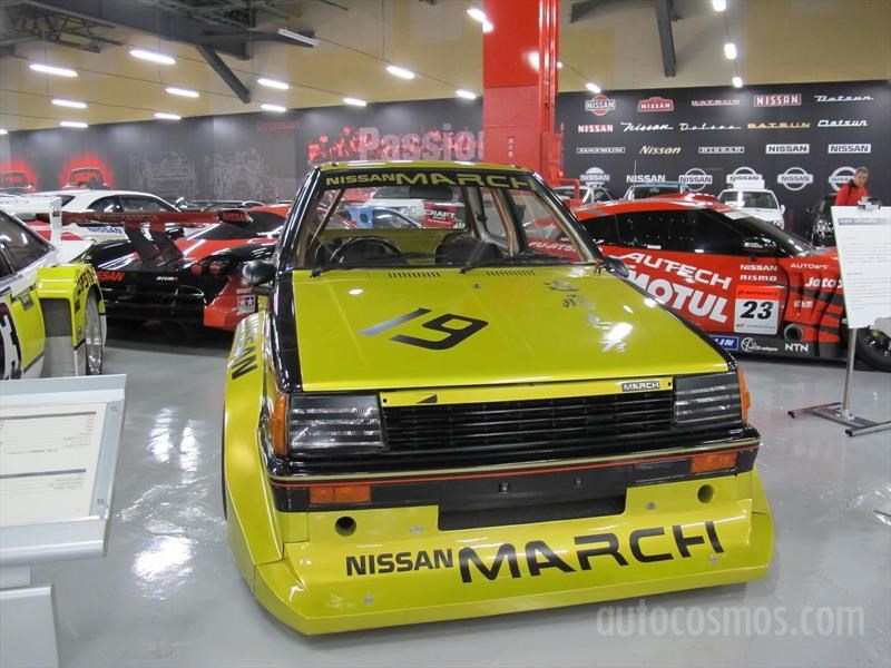 Nissan 80 aniversario - Autos de competencia
