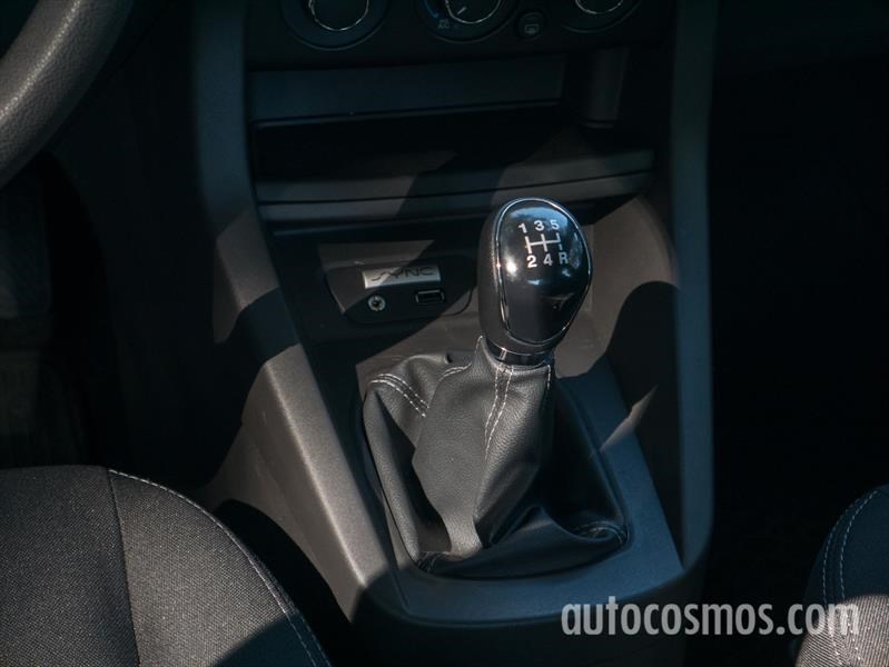 Ford Ka+ (sedán) a prueba
