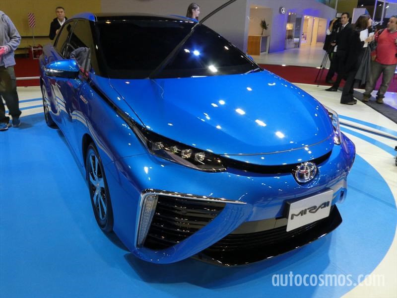 Toyota en el Salón de Buenos Aires 2017